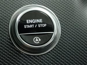 Mercedes-Benz C-Class C220d Avantgarde - Image 11