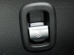 Mercedes-Benz C-Class C220d Avantgarde - Image 20