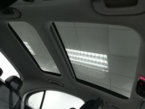 Mercedes-Benz C-Class C220d Avantgarde - Image 23