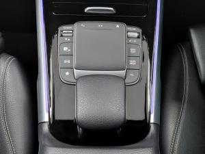 Mercedes-Benz GLB GLB250 Progressive - Image 11