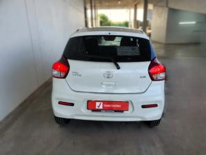 Toyota Vitz 1.0 XR manual - Image 5