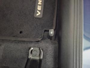 Hyundai Venue 1.2 Premium - Image 12