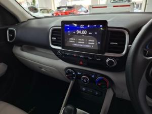 Hyundai Venue 1.2 Premium - Image 13