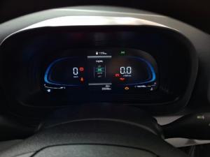 Hyundai Venue 1.2 Premium - Image 18