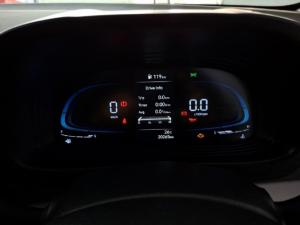 Hyundai Venue 1.2 Premium - Image 19