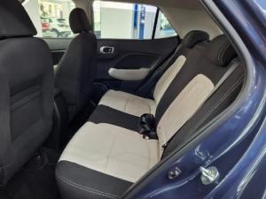 Hyundai Venue 1.2 Premium - Image 6