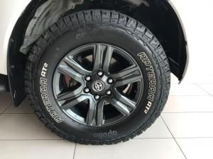 Toyota Hilux 2.4GD-6 double cab Raider auto - Image 7