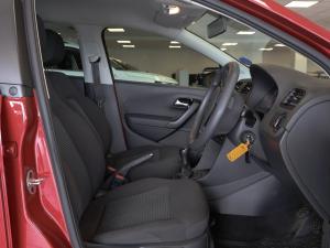 Volkswagen Polo Vivo hatch 1.4 Comfortline - Image 12