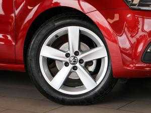 Volkswagen Polo Vivo hatch 1.4 Comfortline - Image 3