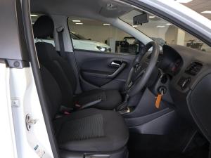 Volkswagen Polo Vivo hatch 1.6 Comfortline auto - Image 12