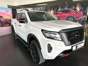 Nissan Navara 2.5DDTi double cab Pro-4X 4x4 - Image 1