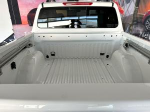 Nissan Navara 2.5DDTi double cab Pro-4X 4x4 - Image 20