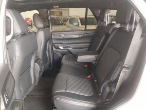 Ford Everest 3.0TD V6 4WD Platinum - Image 10