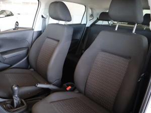 Volkswagen Polo Vivo hatch 1.4 Trendline - Image 18