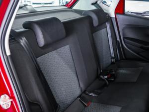 Volkswagen Polo Vivo hatch 1.6 Life - Image 19