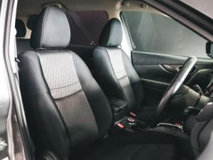 Nissan X-Trail 2.5 4x4 Acenta Tech - Image 12