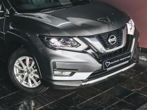 Nissan X-Trail 2.5 4x4 Acenta Tech - Image 4