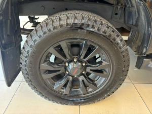 Isuzu D-Max 250 double cab X-Rider Black - Image 4