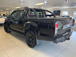 Isuzu D-Max 250 double cab X-Rider Black - Image 9