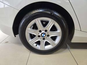 BMW 1 Series 116i 5-door - Image 5