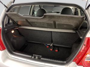 Chevrolet Aveo 1.6 L 5-Door - Image 17