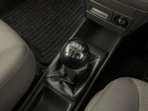 Chevrolet Aveo 1.6 L 5-Door - Image 5