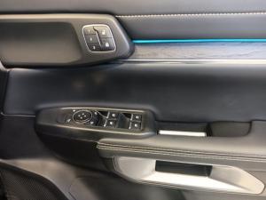 Ford Everest 3.0TD V6 4WD Platinum - Image 21