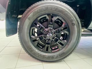 Nissan Navara 2.5DDTi double cab Stealth 4x4