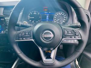 Nissan Navara 2.5DDTi double cab Stealth 4x4 - Image 13