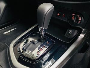 Nissan Navara 2.5DDTi double cab Stealth 4x4 - Image 16