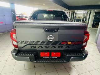 Nissan Navara 2.5DDTi double cab Stealth 4x4