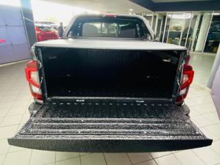 Nissan Navara 2.5DDTi double cab Stealth 4x4