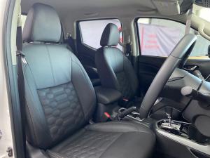 Nissan Navara 2.5DDTi double cab LE Plus - Image 19