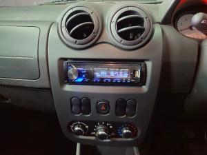 Nissan NP200 1.6i - Image 12