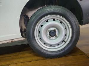 Nissan NP200 1.6i - Image 8