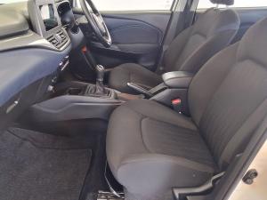 Toyota Starlet 1.5 Xi - Image 10