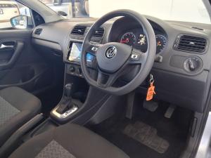 Volkswagen Polo Vivo hatch 1.6 Life - Image 19