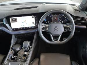 Volkswagen Touareg V6 TDI R-Line - Image 15