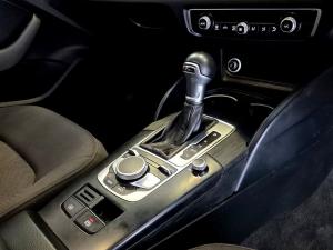 Audi A3 Sportback 30TFSI S line - Image 13