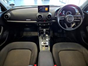 Audi A3 Sportback 30TFSI S line - Image 9