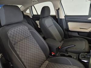 Volkswagen Polo sedan 1.0TSI Life - Image 15