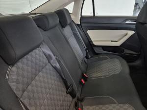 Volkswagen Polo sedan 1.0TSI Life - Image 16