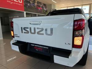 Isuzu D-Max 1.9TD Extended cab LS auto - Image 9