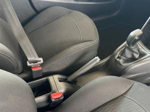Peugeot 208 1.2 Active - Image 19