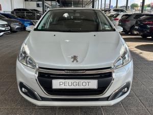 Peugeot 208 1.2 Active - Image 2