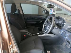 Suzuki Baleno 1.5 GLX auto - Image 10