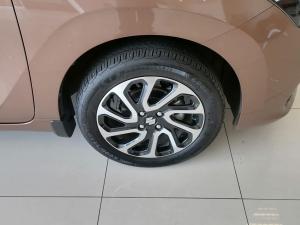 Suzuki Baleno 1.5 GLX auto - Image 9