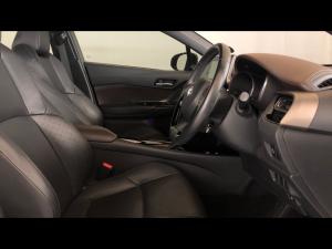 Toyota C-HR 1.2T Luxury - Image 10