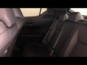 Toyota C-HR 1.2T Luxury - Image 11