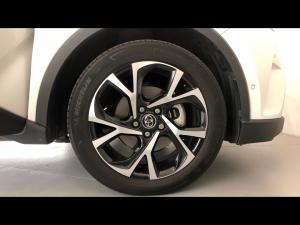 Toyota C-HR 1.2T Luxury - Image 17